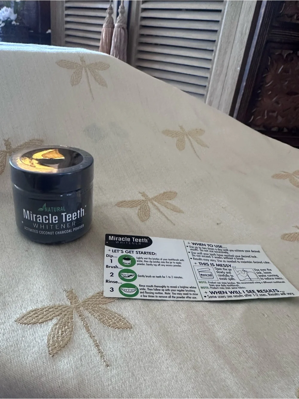 MIRACLE TEETH WHITENER ACTIVATED COCONUT CHARCOAL POWDER.